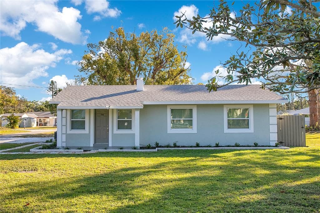 716 69TH AVENUE W BRADENTON, FL 34207