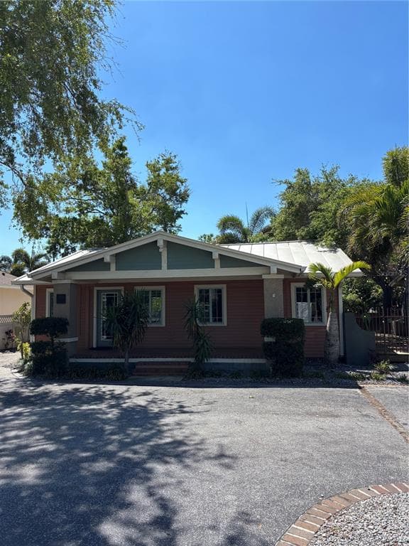311 BELLEVIEW BOULEVARD BELLEAIR, FL 33756