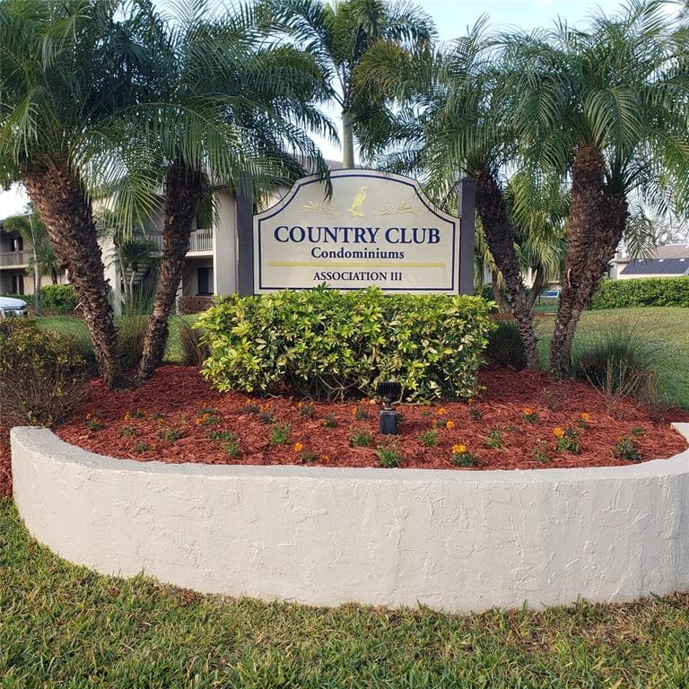 113 NINA WAY UNIT 113