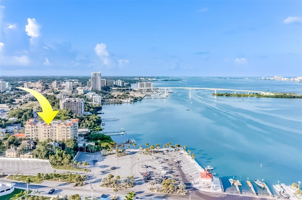 700 N OSCEOLA AVENUE UNIT 4 CLEARWATER, FL 33755