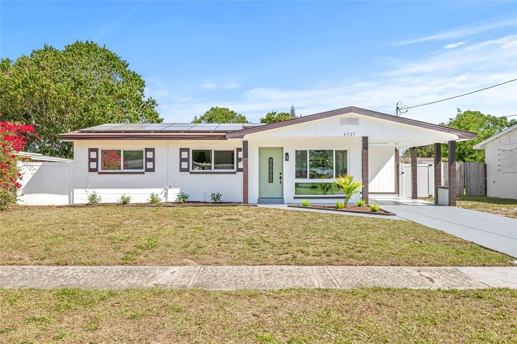 4727 W WISCONSIN AVENUE TAMPA, FL 33616