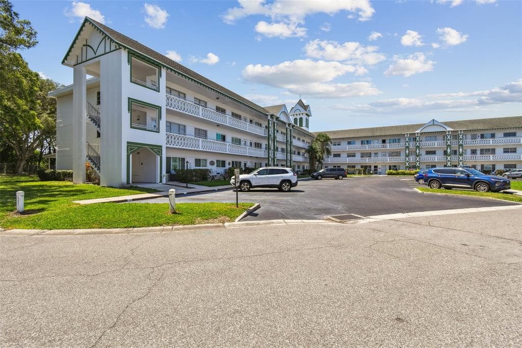 2469 FRANCISCAN DRIVE UNIT 71 CLEARWATER, FL 33763