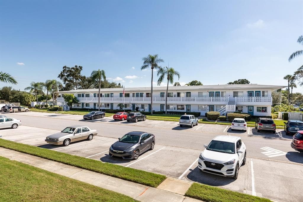 8555 112TH STREET UNIT 209 SEMINOLE, FL 33772