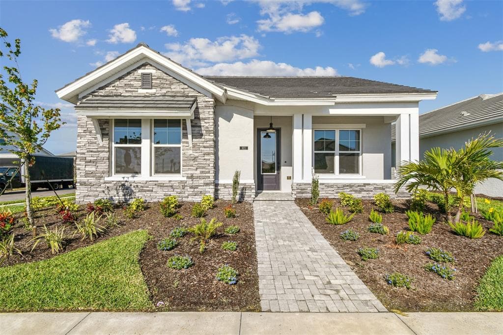 671 ALLORA AVENUE NOKOMIS, FL 34275