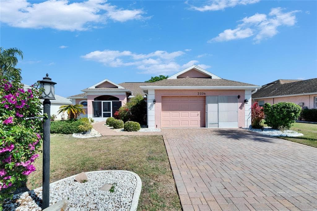 2336 W DEL WEBB BOULEVARD SUN CITY CENTER, FL 33573