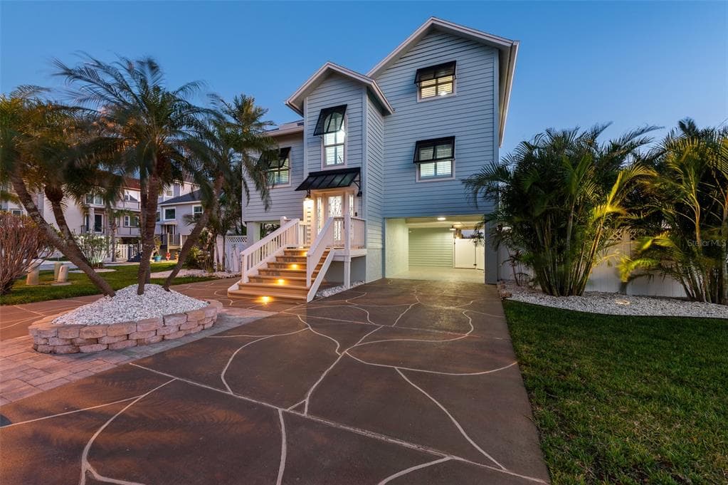 13936 HARBOR VIEW DRIVE SEMINOLE, FL 33776