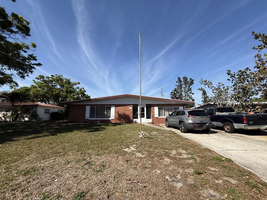 11815 88TH AVENUE SEMINOLE, FL 33772