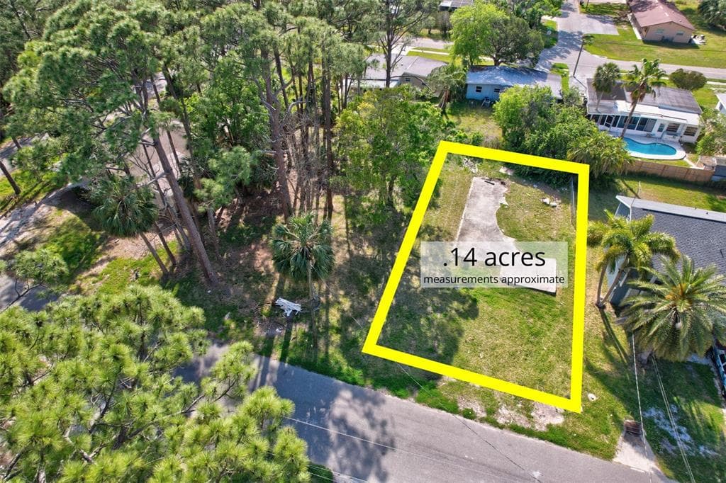 7131 OAKWOOD DRIVE NEW PORT RICHEY, FL 34652