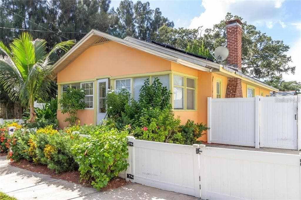 604 ALDEN AVENUE UNIT B1 CLEARWATER, FL 33755
