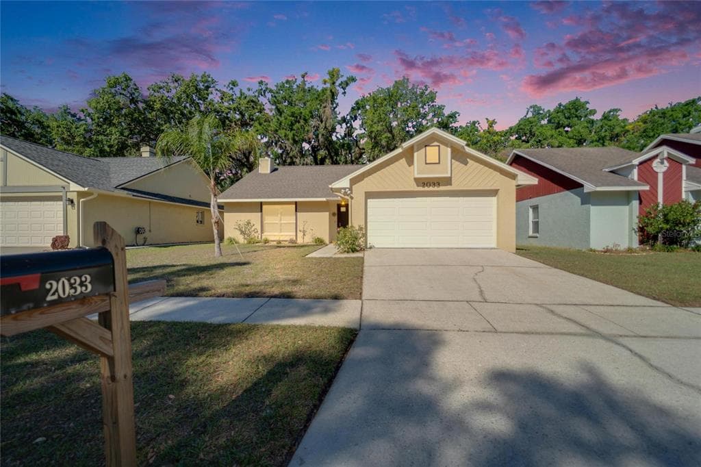 2033 SHADOW PINE DRIVE BRANDON, FL 33511