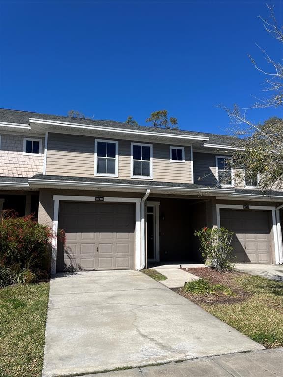 8210 DOWNPATRICK COURT TAMPA, FL 33610