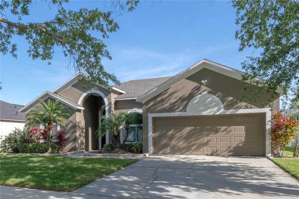 2707 ABBEY GROVE DRIVE