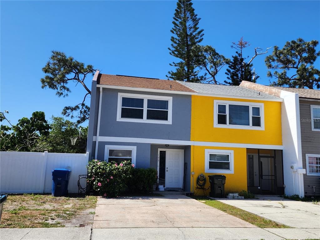 2930 S PINES DRIVE UNIT 109 LARGO, FL 33771