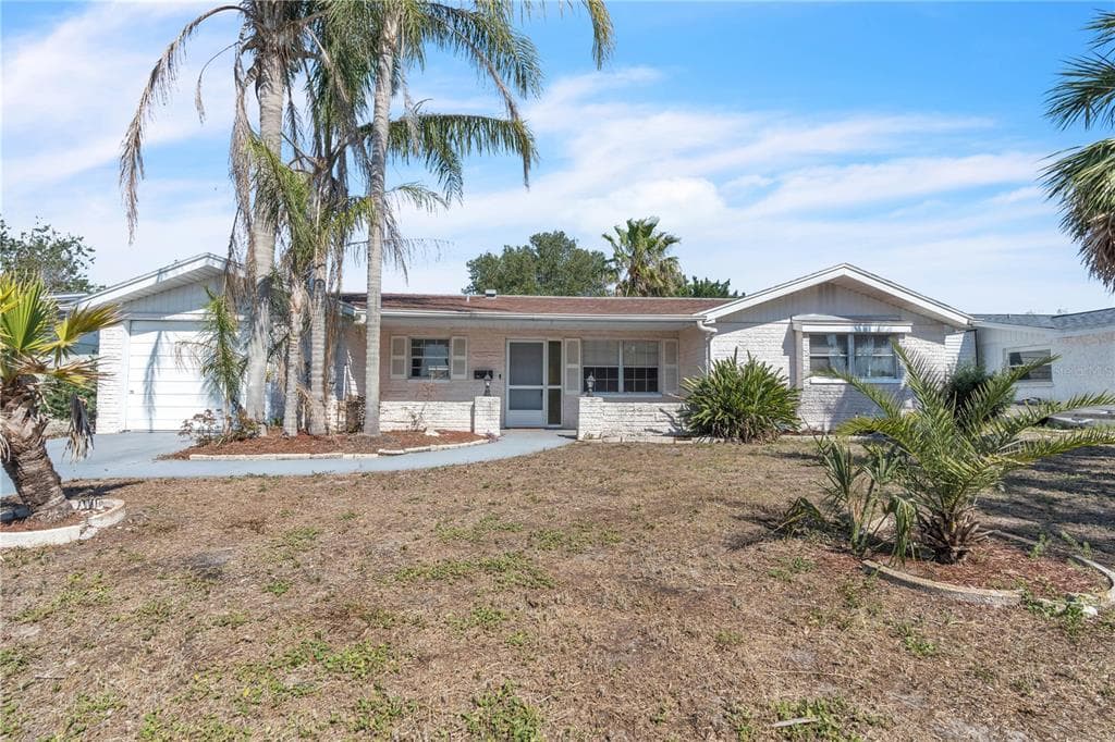 10804 KINGSBRIDGE ROAD PORT RICHEY, FL 34668