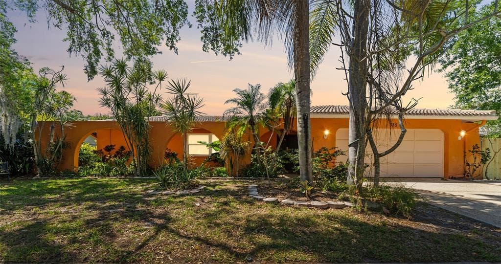 335 LAUGHING GULL LANE PALM HARBOR, FL 34683