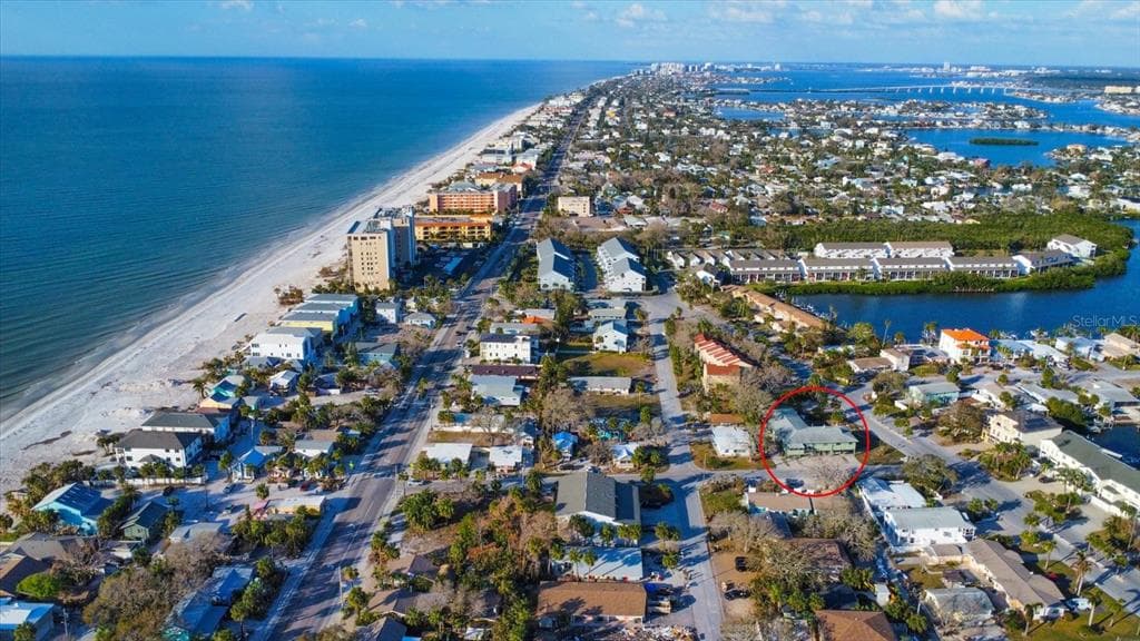 800 E GULF BOULEVARD UNIT 2 INDIAN ROCKS BEACH, FL 33785