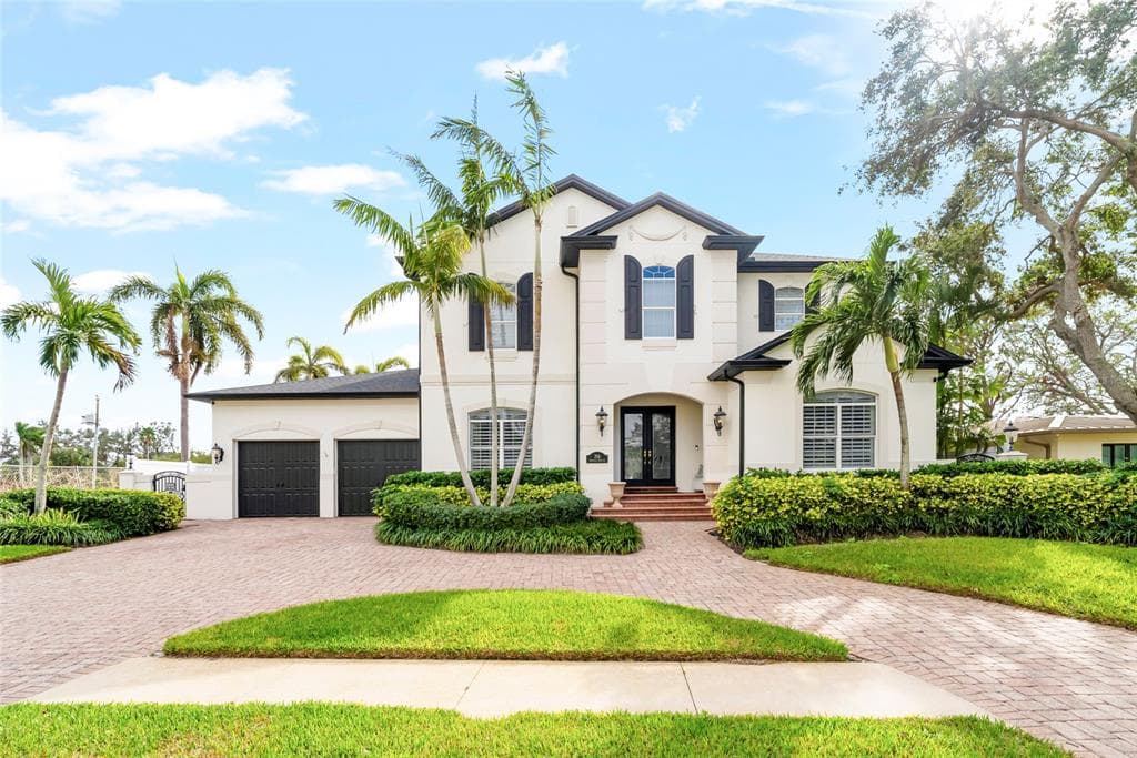 356 BELLEAIR DRIVE NE ST PETERSBURG, FL 33704