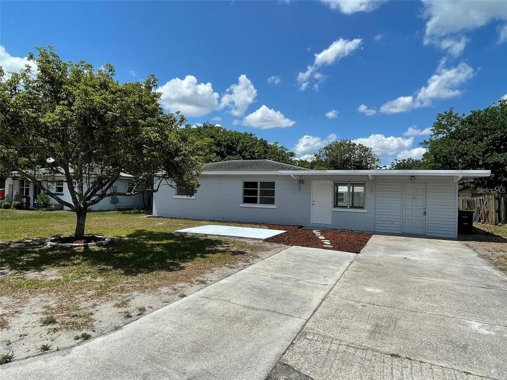 213 5TH JPV STREET WINTER HAVEN, FL 33880