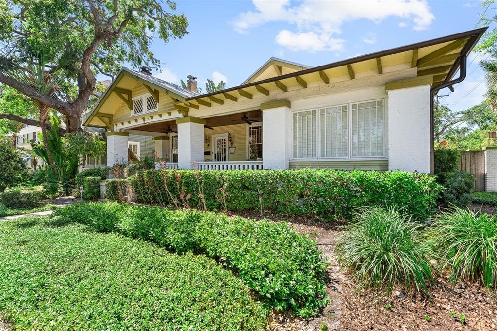 701 S BOULEVARD