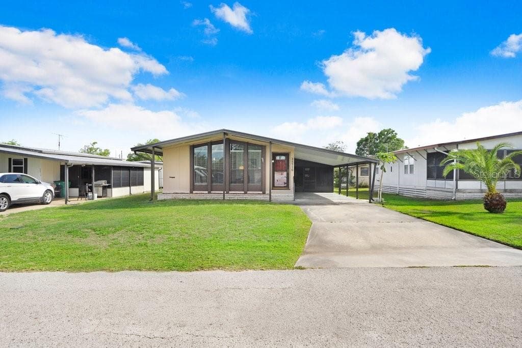 38710 GRANGER LANE ZEPHYRHILLS, FL 33542
