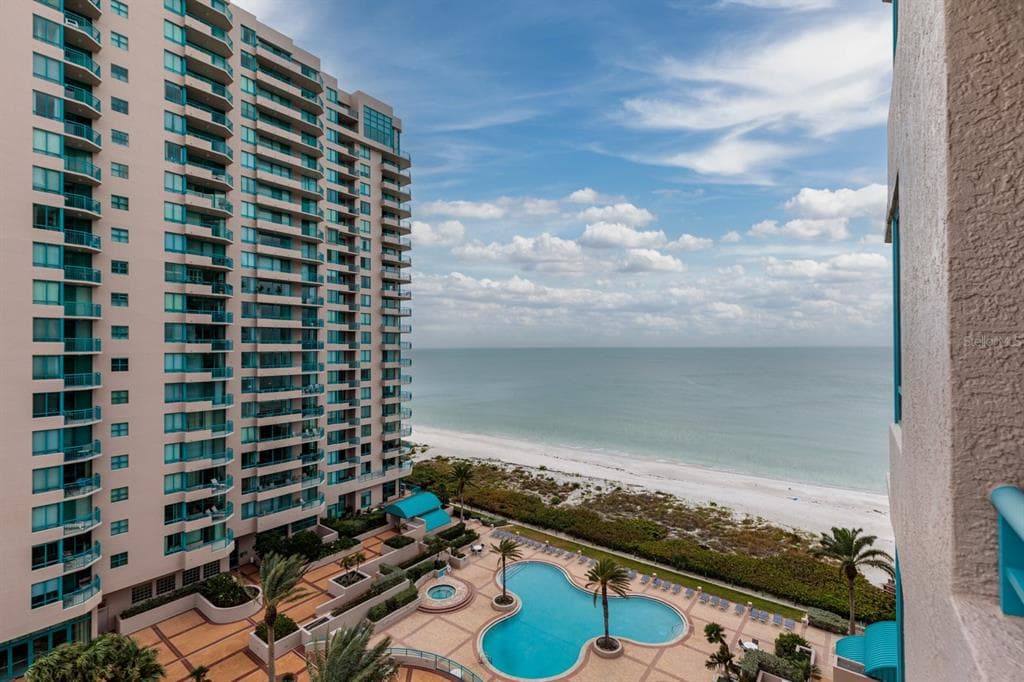 1520 GULF BOULEVARD UNIT 1007 CLEARWATER BEACH, FL 33767