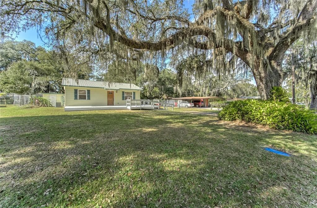 1011 N MARYLAND AVENUE PLANT CITY, FL 33563