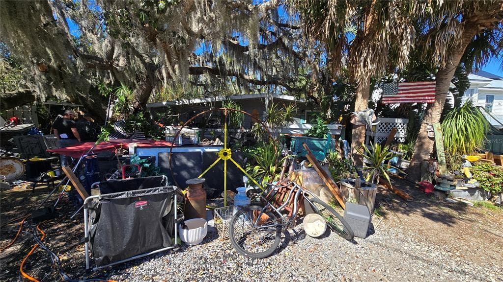 603 CYPRESS STREET TARPON SPRINGS, FL 34689