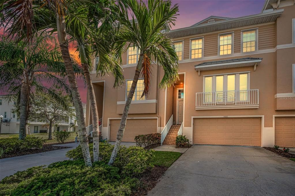 7082 CONCH BOULEVARD SEMINOLE, FL 33777