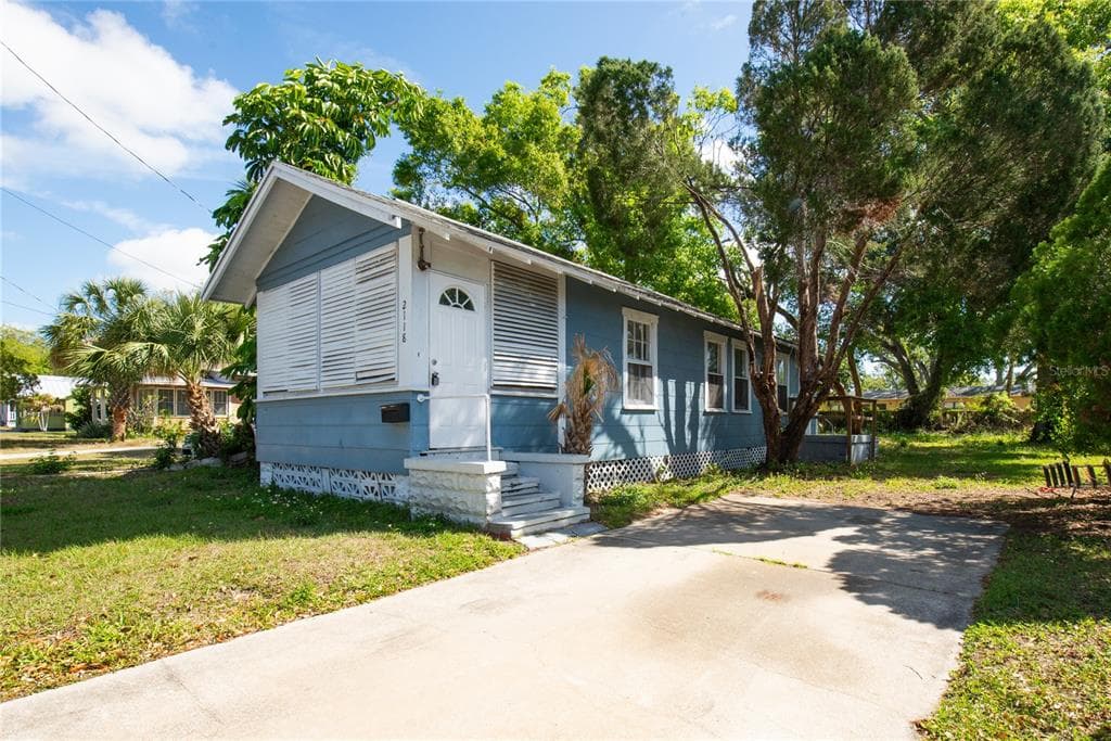 2118 WALTON STREET S ST PETERSBURG, FL 33712