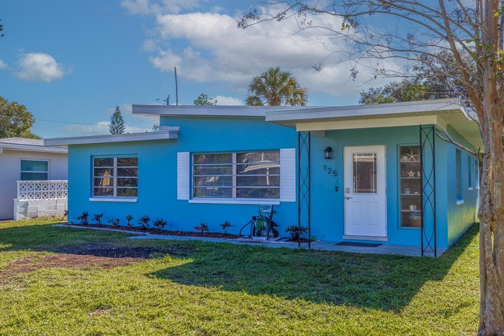 125 11TH AVENUE INDIAN ROCKS BEACH, FL 33785