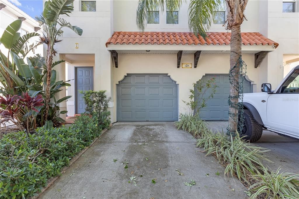 104 S MOODY AVENUE UNIT 1 TAMPA, FL 33609