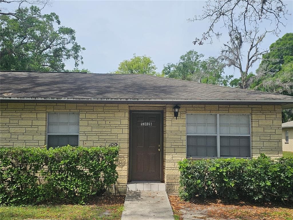 5302 PLUM AVENUE UNIT B SEFFNER, FL 33584
