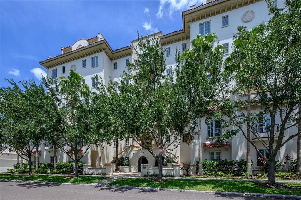 610 S ROME AVENUE UNIT 201 TAMPA, FL 33606