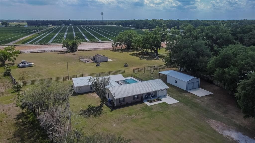5112 ARMOR ROAD PLANT CITY, FL 33567