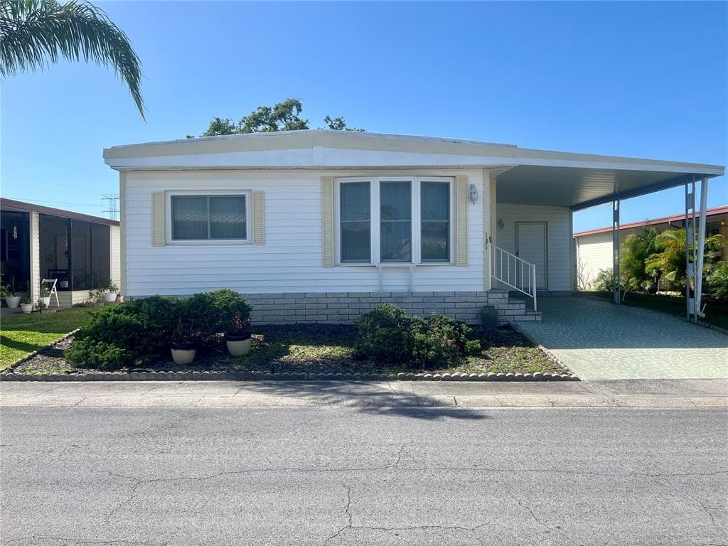 131 CEDAR DRIVE PALM HARBOR, FL 34684
