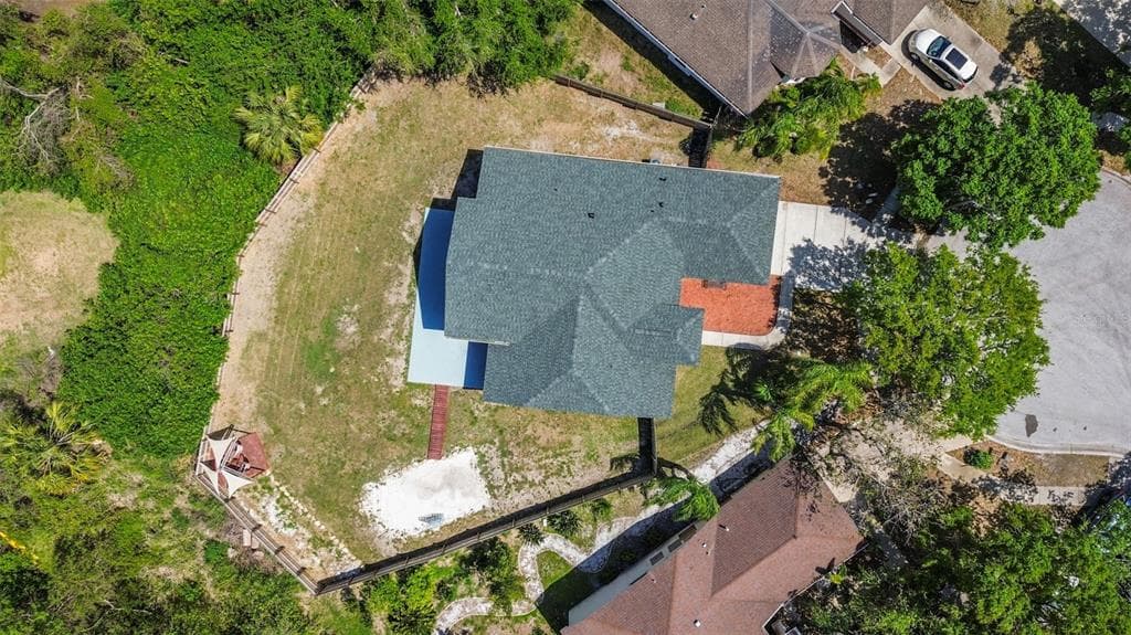 426 VILLAGE DRIVE TARPON SPRINGS, FL 34689