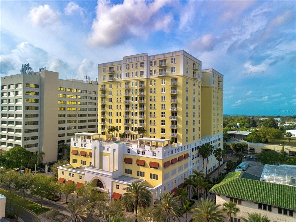 628 CLEVELAND STREET UNIT 906 CLEARWATER, FL 33755