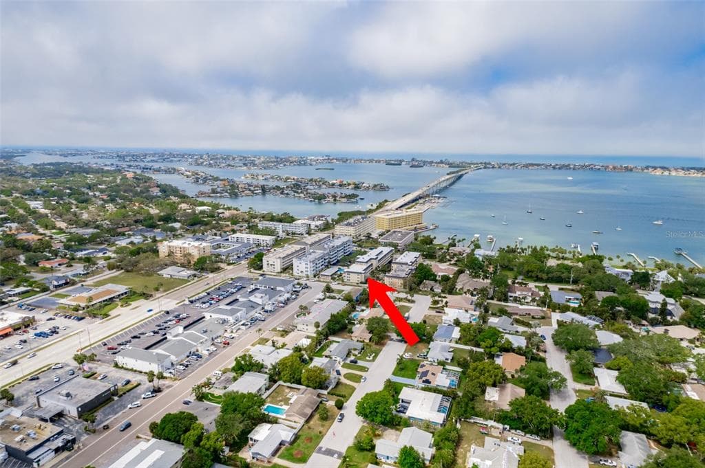 147 BLUFF VIEW DRIVE UNIT 206
