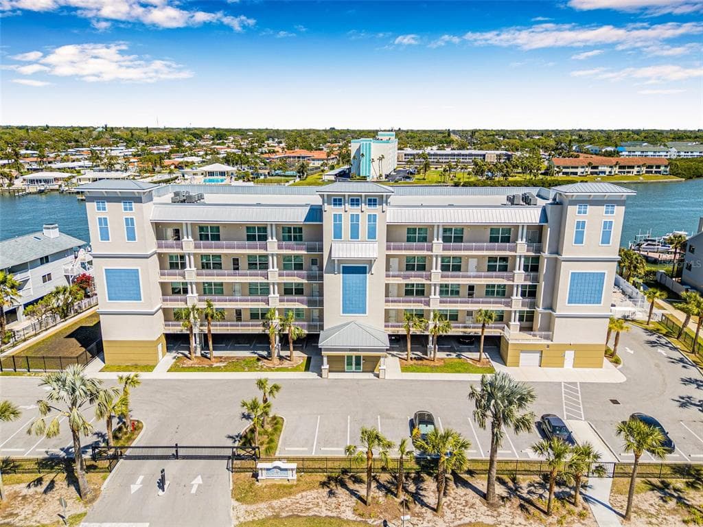 20001 GULF BOULEVARD UNIT 404 INDIAN SHORES, FL 33785