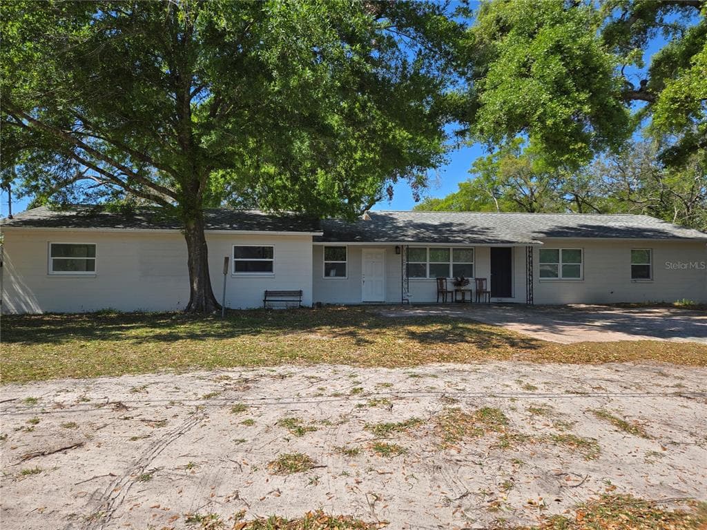 12714 LINDA DRIVE