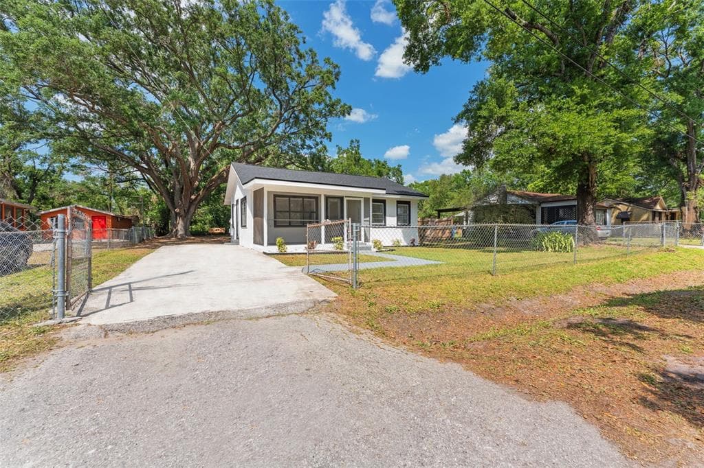 7212 RHODE ISLAND DRIVE TAMPA, FL 33619