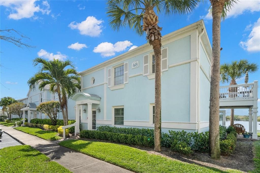 5001 STARFISH DRIVE SE UNIT B ST PETERSBURG, FL 33705