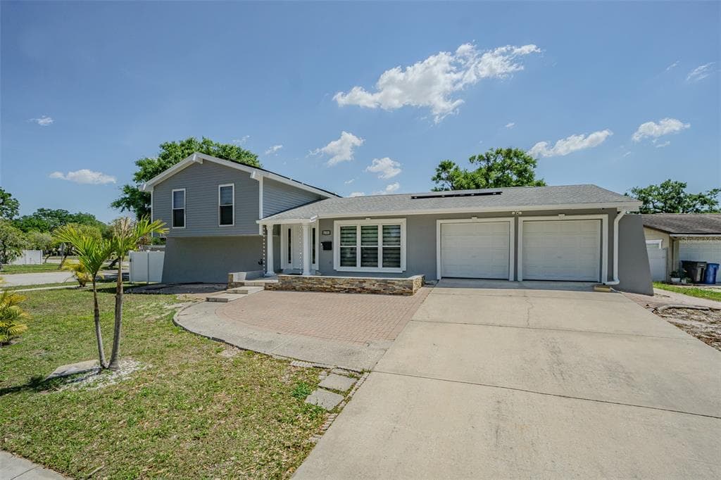 7015 COBBLEWOOD COURT TAMPA, FL 33615