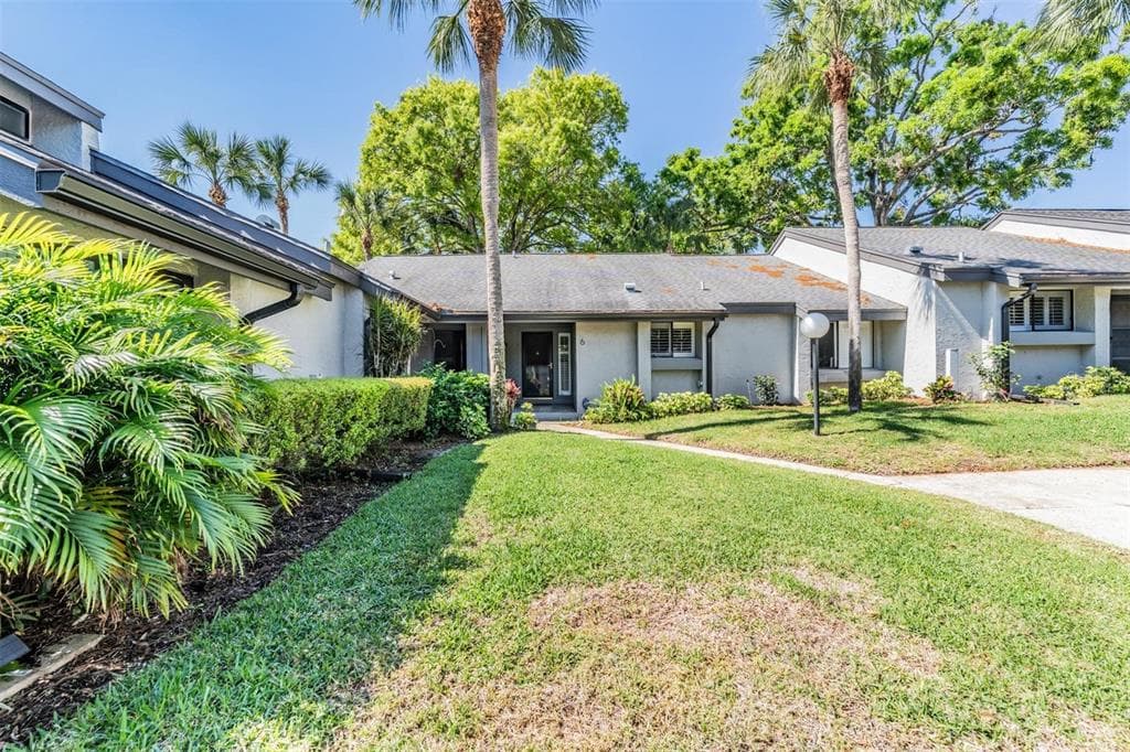90 S HIGHLAND AVENUE UNIT 6 TARPON SPRINGS, FL 34689