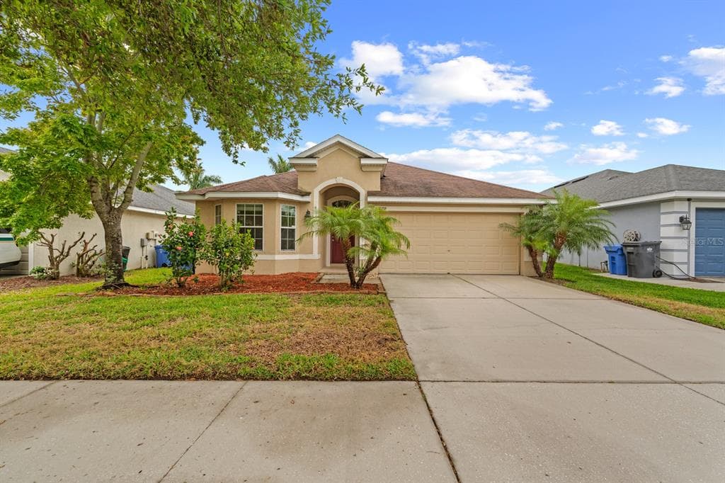 10718 STANDING STONE DRIVE WIMAUMA, FL 33598