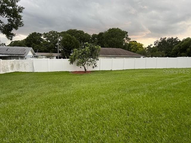 5029 MEMORY LANE ZEPHYRHILLS, FL 33542