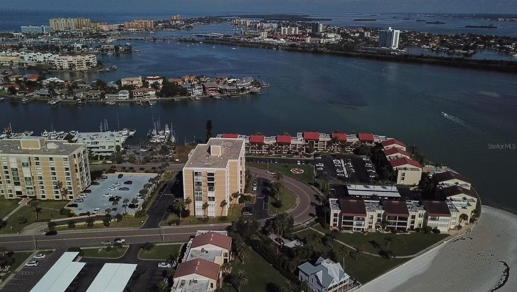 851 BAYWAY BOULEVARD UNIT 606 CLEARWATER BEACH, FL 33767