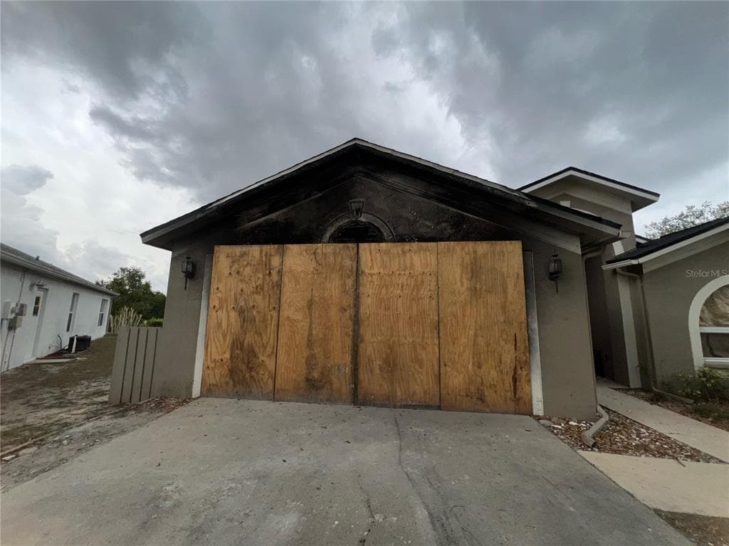 4931 COPPER CANYON BOULEVARD VALRICO, FL 33594