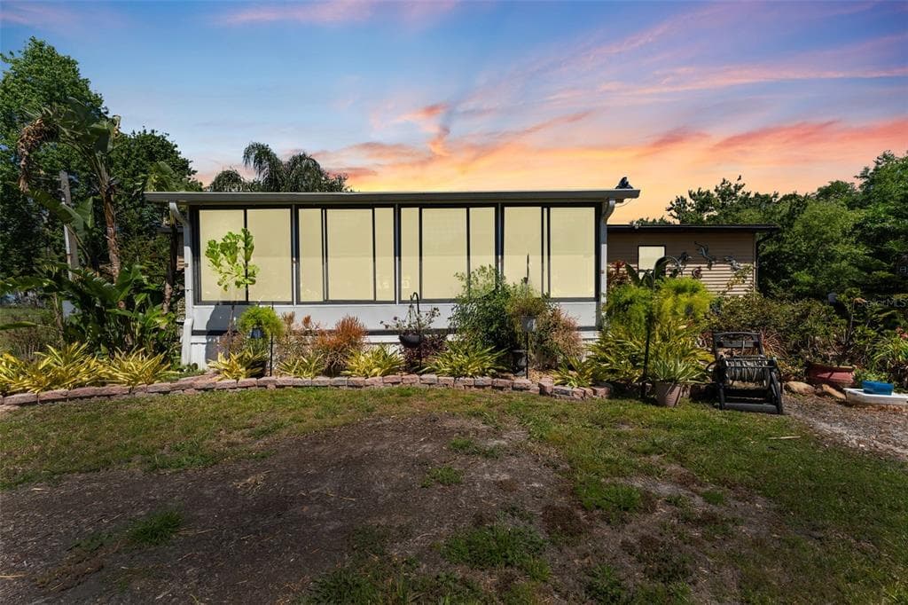 4210 CHERI DRIVE AUBURNDALE, FL 33823