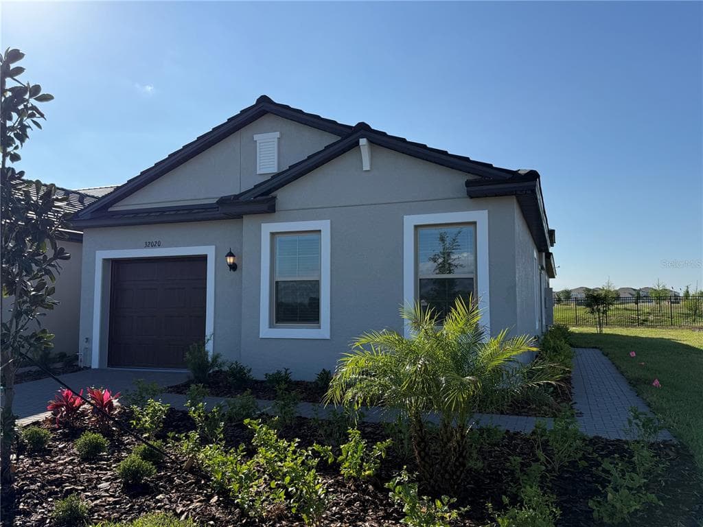 32020 GRIFFIN SANDS LANE SAN ANTONIO, FL 33576